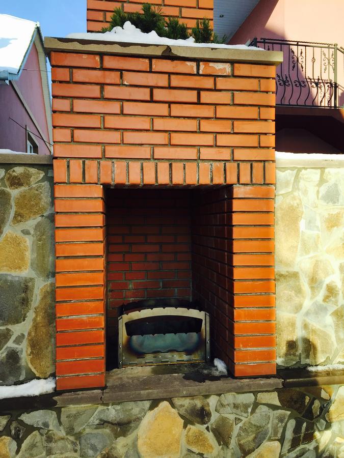 Mini Hotel Solnce Karpat Поляна Екстериор снимка