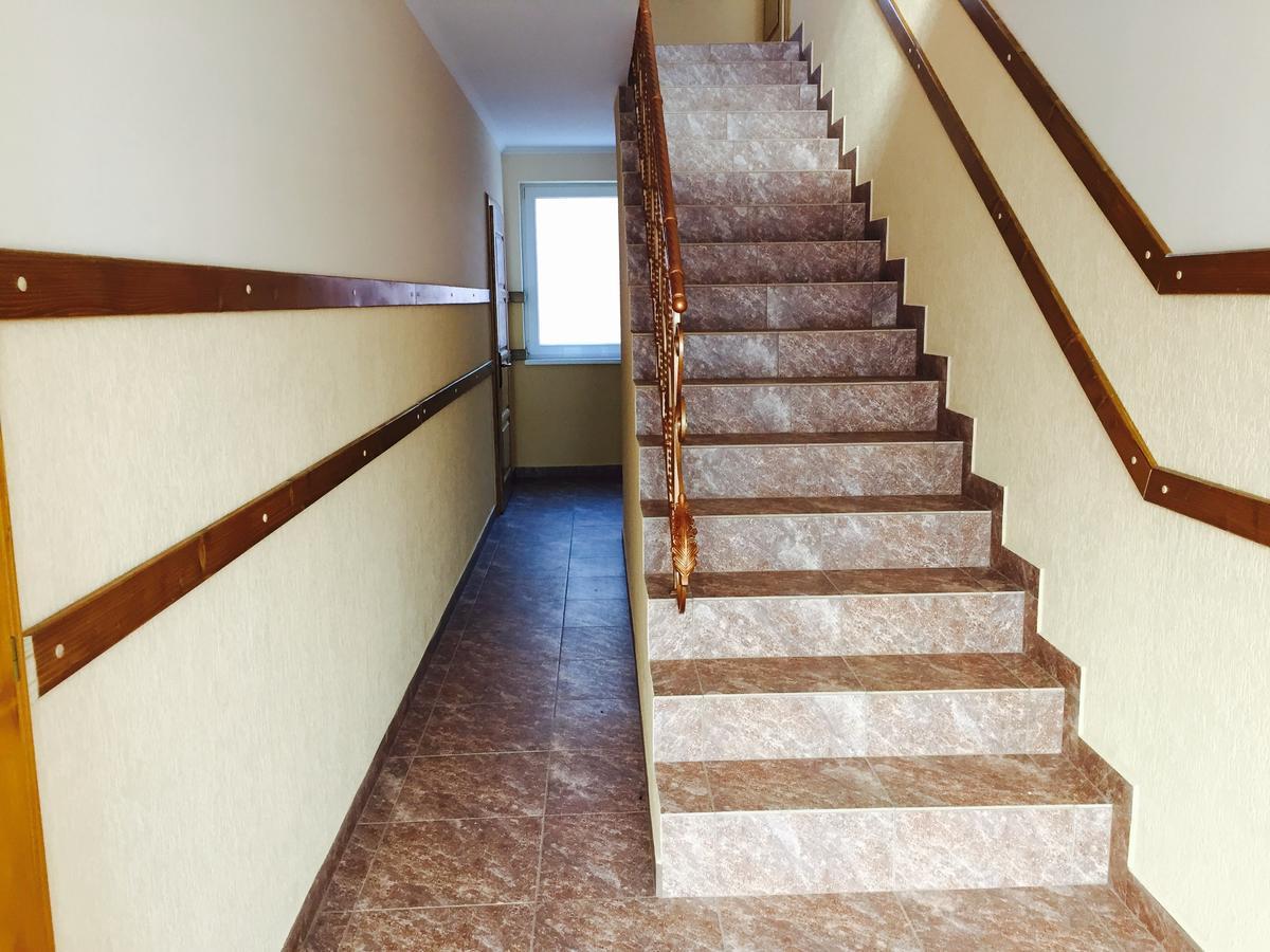Mini Hotel Solnce Karpat Поляна Екстериор снимка