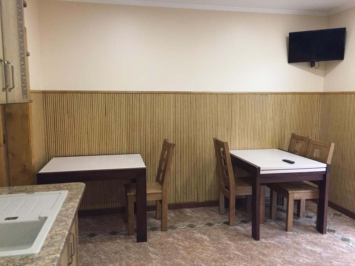 Mini Hotel Solnce Karpat Поляна Екстериор снимка